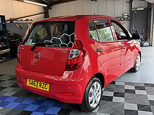 Used 2013 Hyundai i10 Classic Red - Interior and Exterior details 7