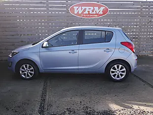 Used 2013 Hyundai I20 Active Clean Blue - Interior and Exterior details 5
