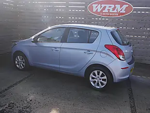 Used 2013 Hyundai I20 Active Clean Blue - Interior and Exterior details 7