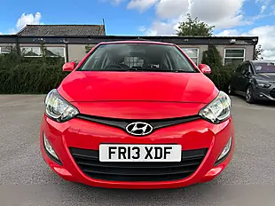 Used 2013 Hyundai i20 Active Red - Interior and Exterior details 10