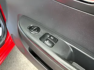 Used 2013 Hyundai i20 Active Red - Interior and Exterior details 14