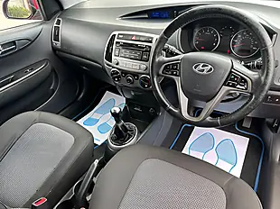 Used 2013 Hyundai i20 Active Red - Interior and Exterior details 2