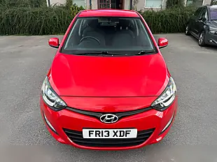 Used 2013 Hyundai i20 Active Red - Interior and Exterior details 3