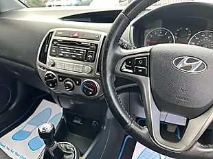Used 2013 Hyundai i20 Active Red - Interior and Exterior details 7