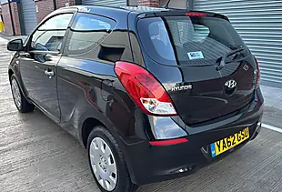 Used 2013 Hyundai I20 Classic Black - Interior and Exterior details 5