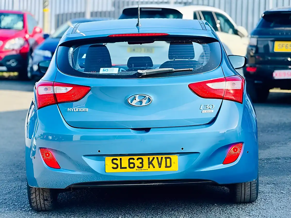 Used 2013 Hyundai I30 Active Blue - Interior and Exterior details 12