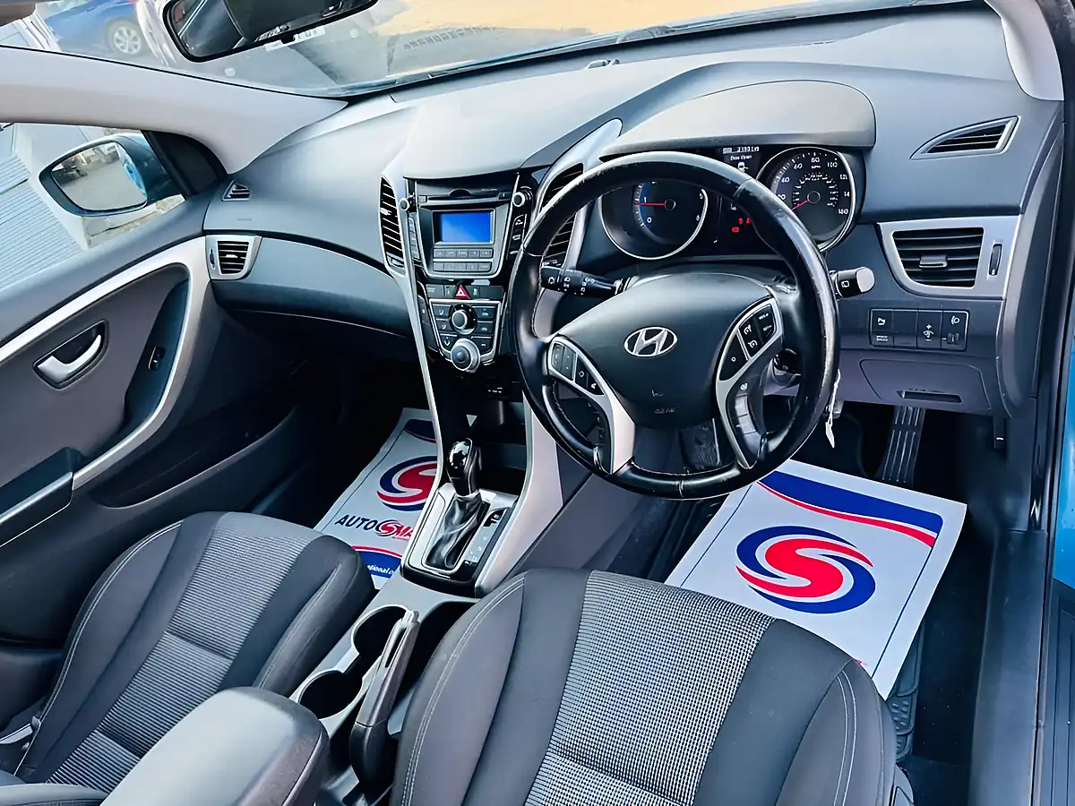 Used 2013 Hyundai I30 Active Blue - Interior and Exterior details 16