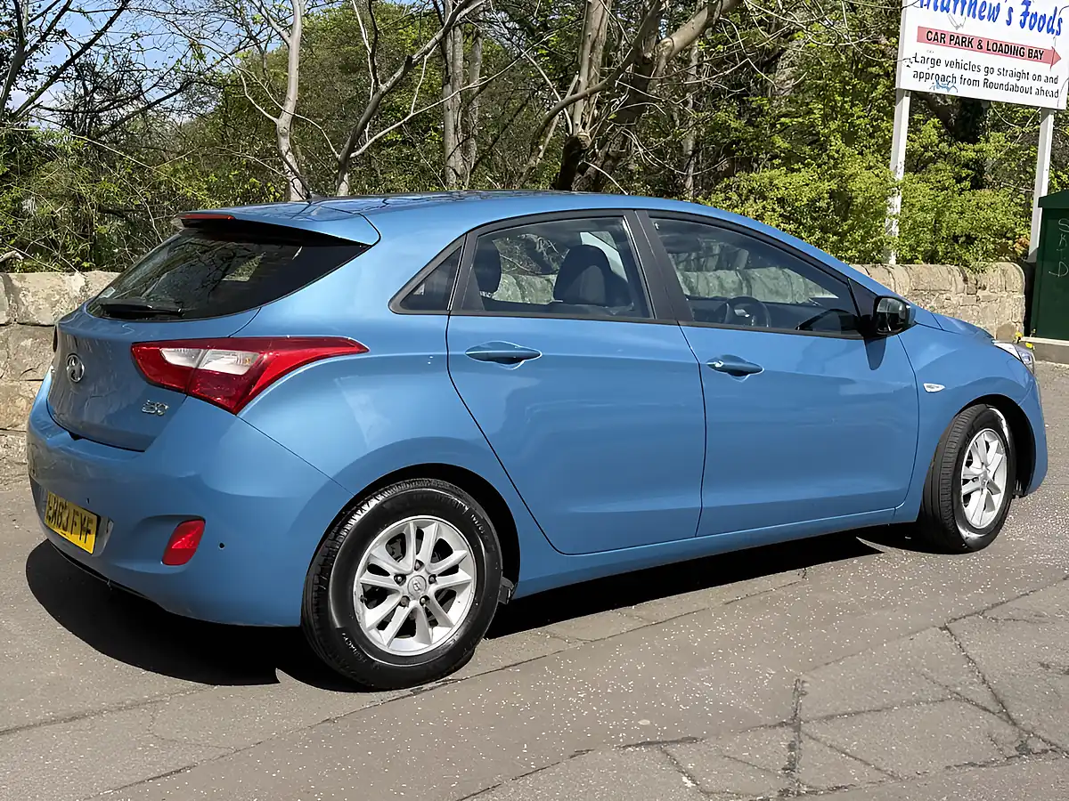 Used 2013 Hyundai i30 Active Blue - Interior and Exterior details 4