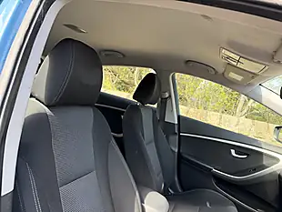 Used 2013 Hyundai i30 Active Blue - Interior and Exterior details 8