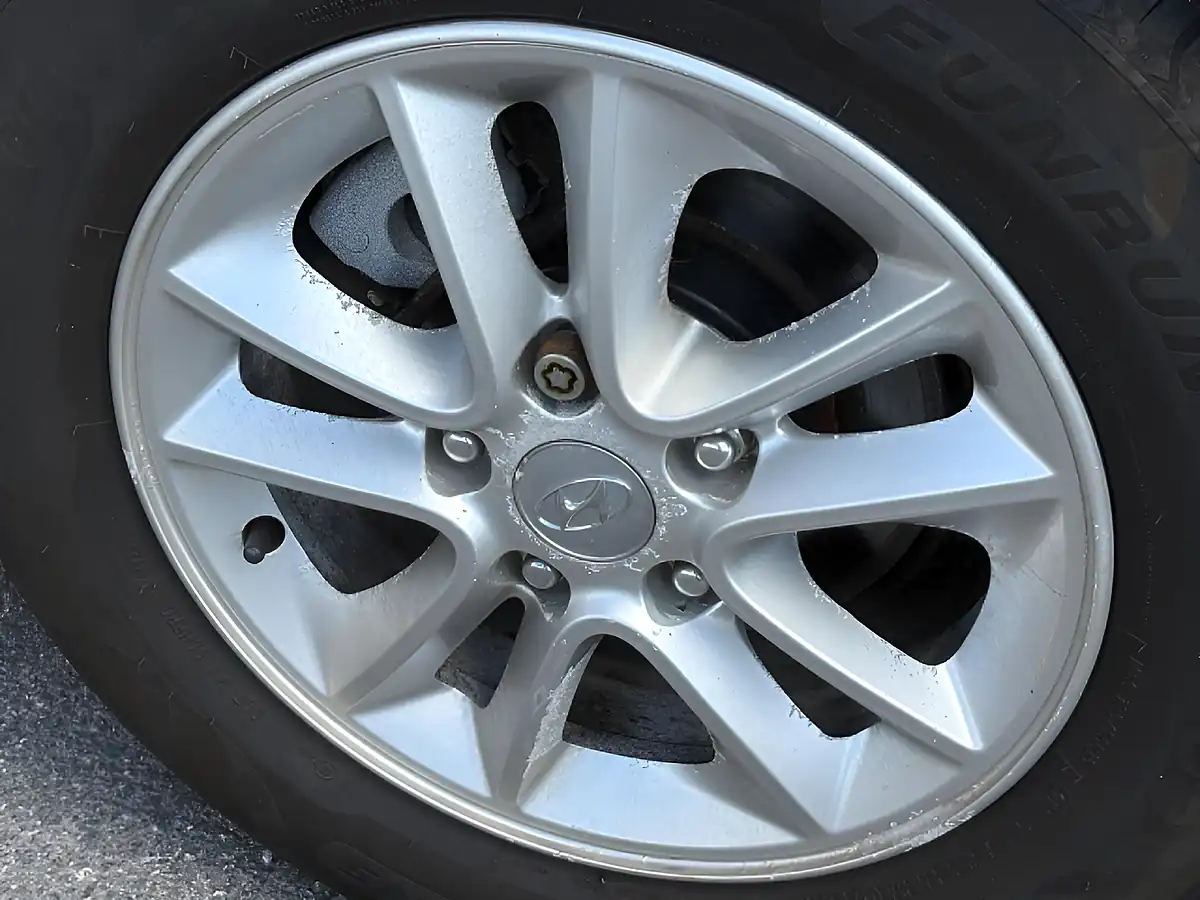 Used 2013 Hyundai I30 Active Silver - Front View