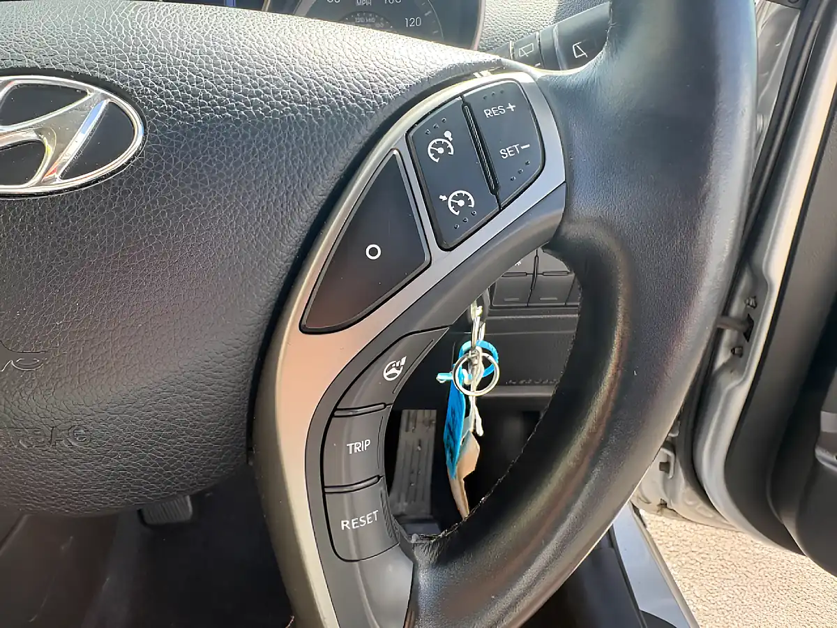 Used 2013 Hyundai I30 Active Silver - Interior and Exterior details 12