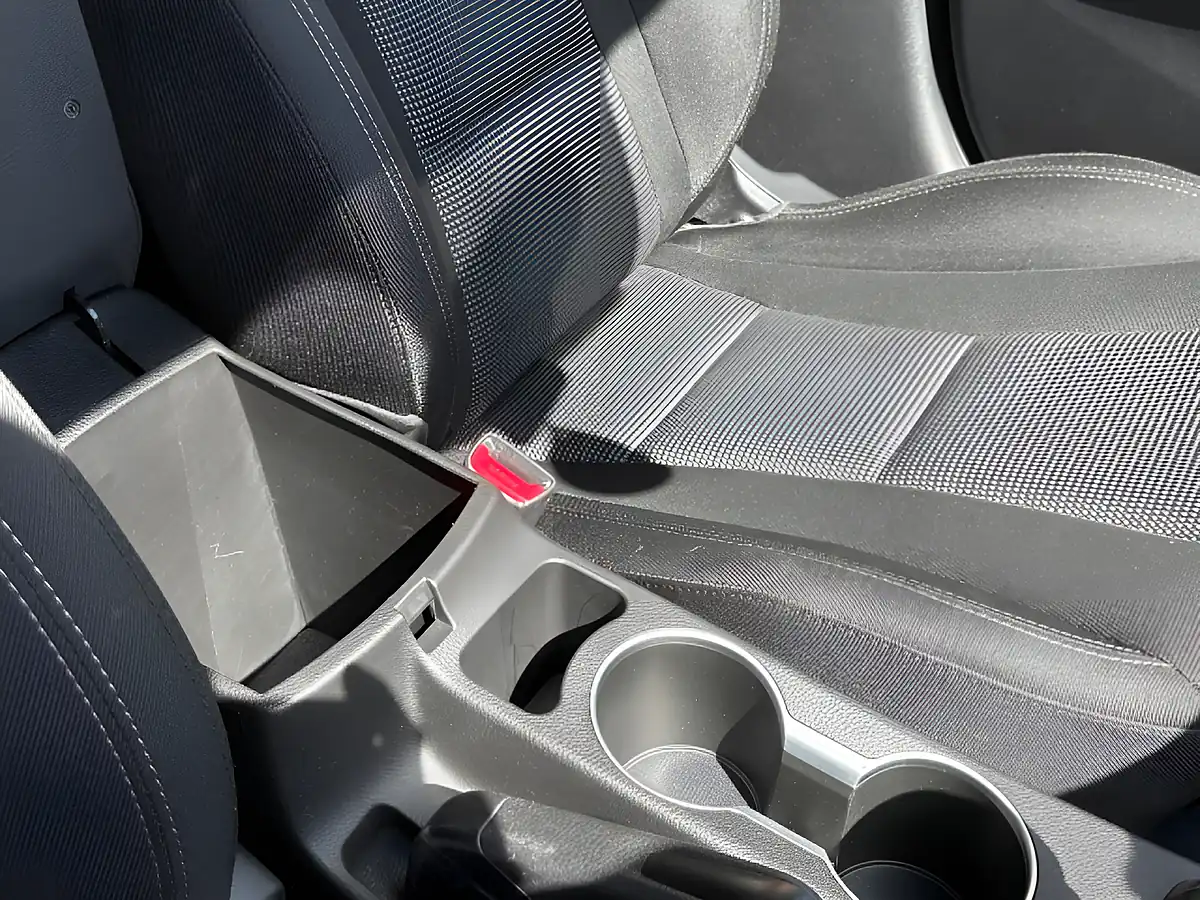 Used 2013 Hyundai I30 Active Silver - Interior and Exterior details 17