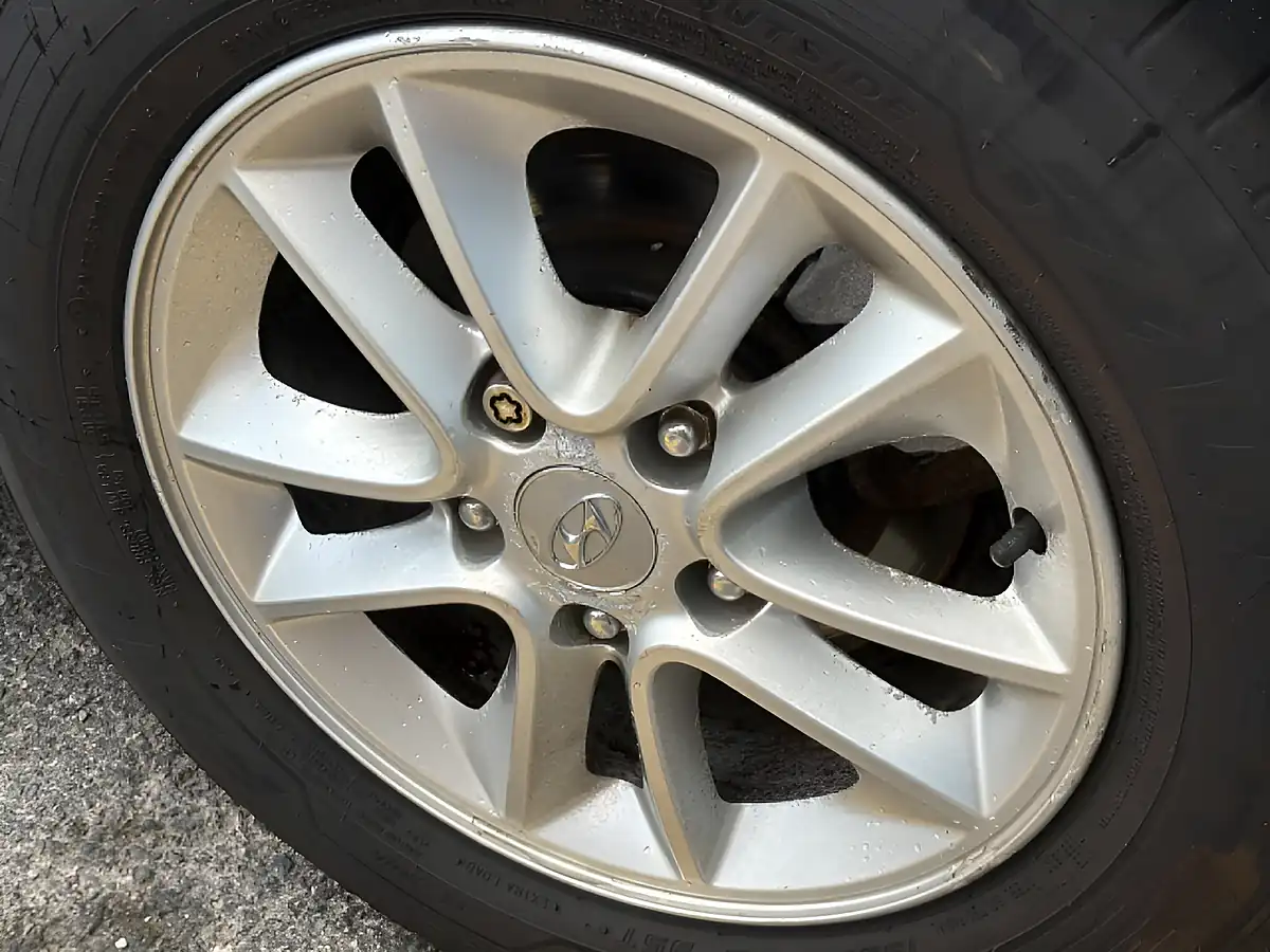 Used 2013 Hyundai I30 Active Silver - Interior and Exterior details 4