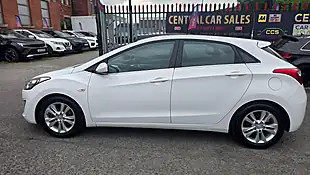 Used 2013 Hyundai i30 Blue Drive Edition White - Interior and Exterior details 11