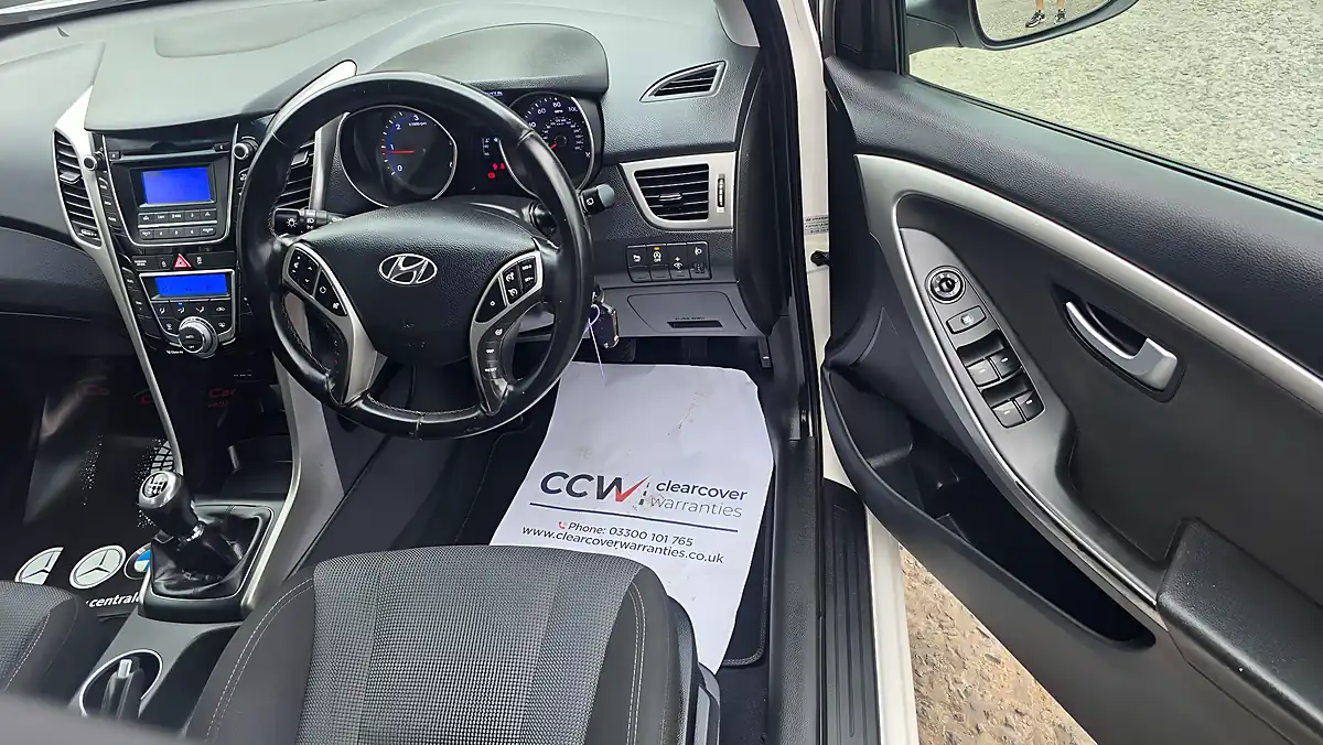 Used 2013 Hyundai i30 Blue Drive Edition White - Interior and Exterior details 13