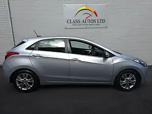 Used 2013 Hyundai I30 Style Nav Silver - Interior and Exterior details 16