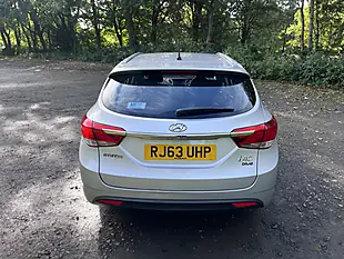 Used 2013 Hyundai I40 Blue Drive Active Silver - Interior and Exterior details 5
