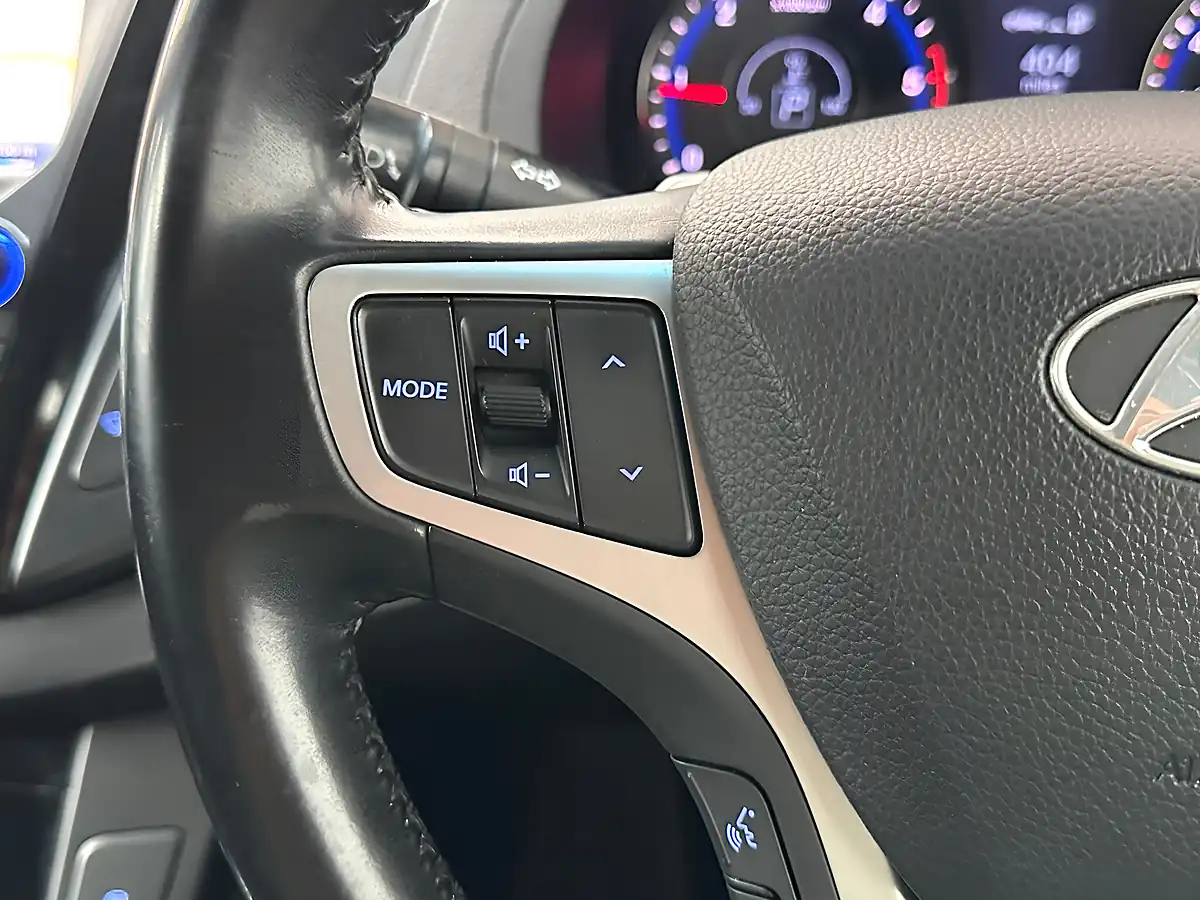 Used 2013 Hyundai I40 Style Silver - Interior and Exterior details 16