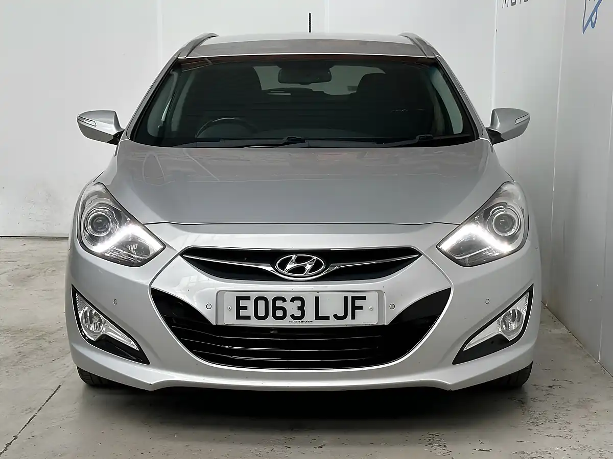 Used 2013 Hyundai I40 Style Silver - Interior and Exterior details 2