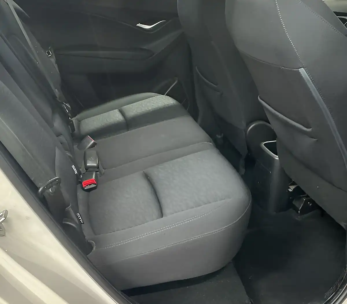 Used 2013 Hyundai Ix20 Active White - Interior and Exterior details 4