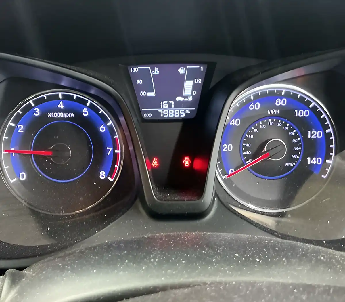 Used 2013 Hyundai Ix20 Active White - Interior and Exterior details 6