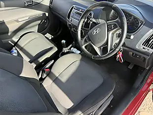 Used 2013 Hyundai ix20 - Interior and Exterior details 14