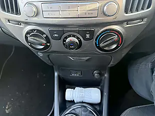 Used 2013 Hyundai ix20 - Interior and Exterior details 16