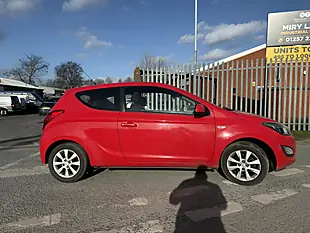 Used 2013 Hyundai ix20 - Interior and Exterior details 5