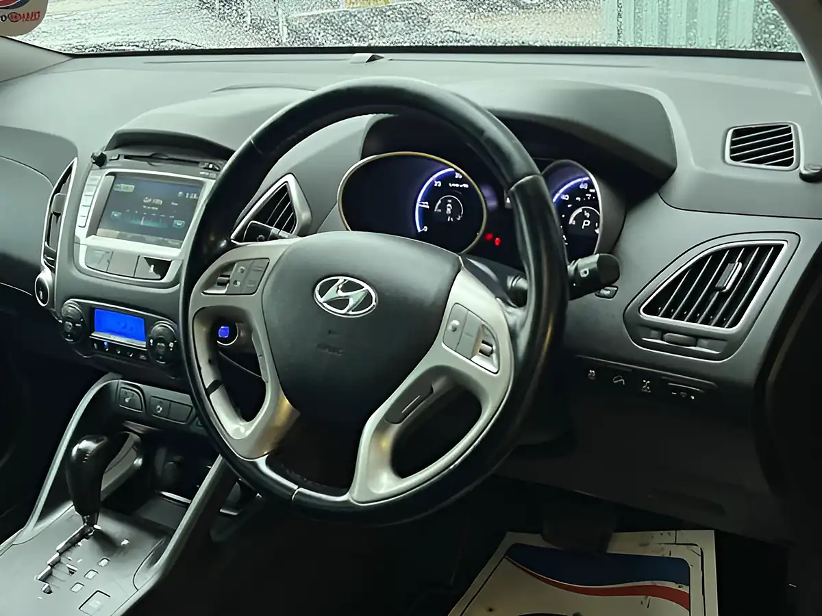 Used 2013 Hyundai Ix35 Premium Black - Interior and Exterior details 17