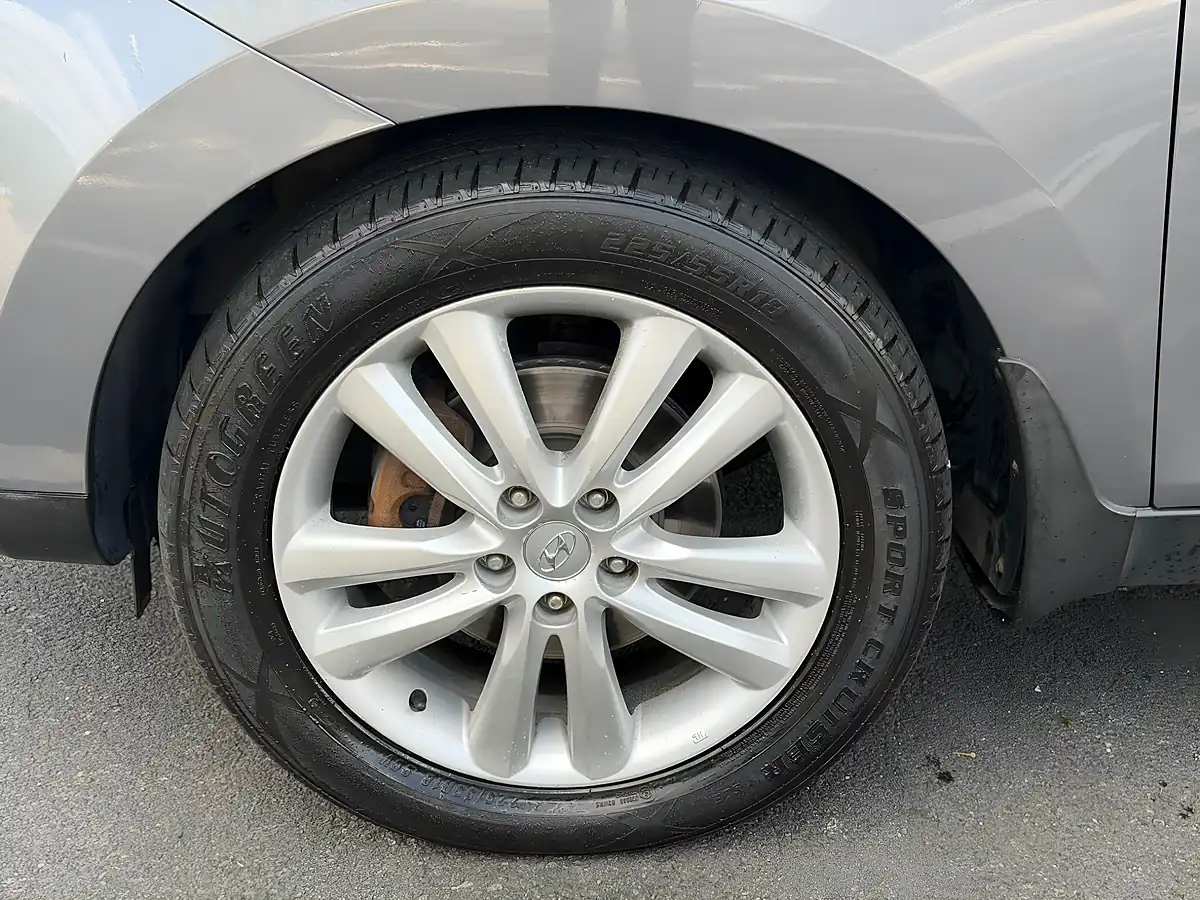 Used 2013 Hyundai ix35 Premium Grey - Interior and Exterior details 10