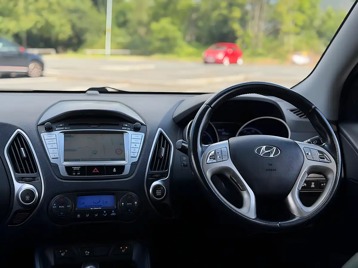 Used 2013 Hyundai ix35 Premium Grey - Interior and Exterior details 15