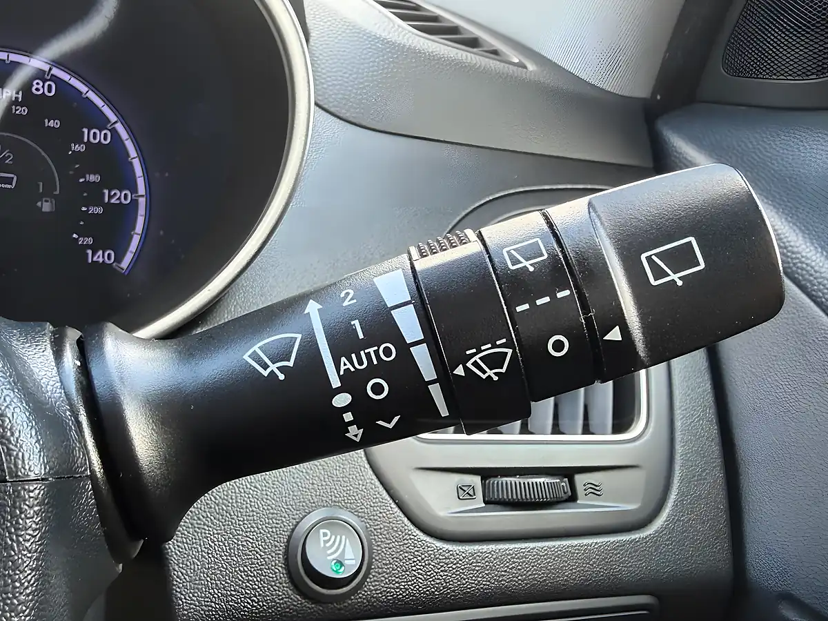 Used 2013 Hyundai ix35 Premium Grey - Interior and Exterior details 17