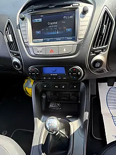 Used 2013 Hyundai IX35 Premium Panorama White - Interior and Exterior details 18
