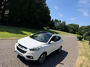 Used 2013 Hyundai IX35 Premium Panorama White - Interior and Exterior details 9