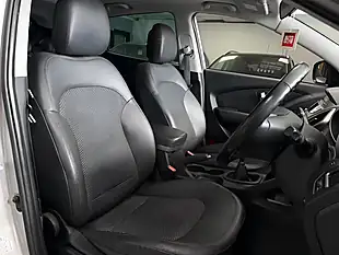 Used 2013 Hyundai IX35 Premium Silver - Interior and Exterior details 15