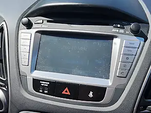 Used 2013 Hyundai IX35 Premium White - Interior and Exterior details 12