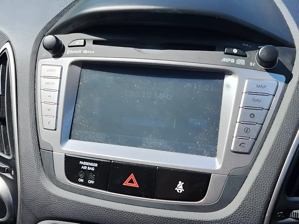 Used 2013 Hyundai IX35 Premium White - Interior and Exterior details 12