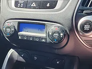 Used 2013 Hyundai IX35 Premium White - Interior and Exterior details 13