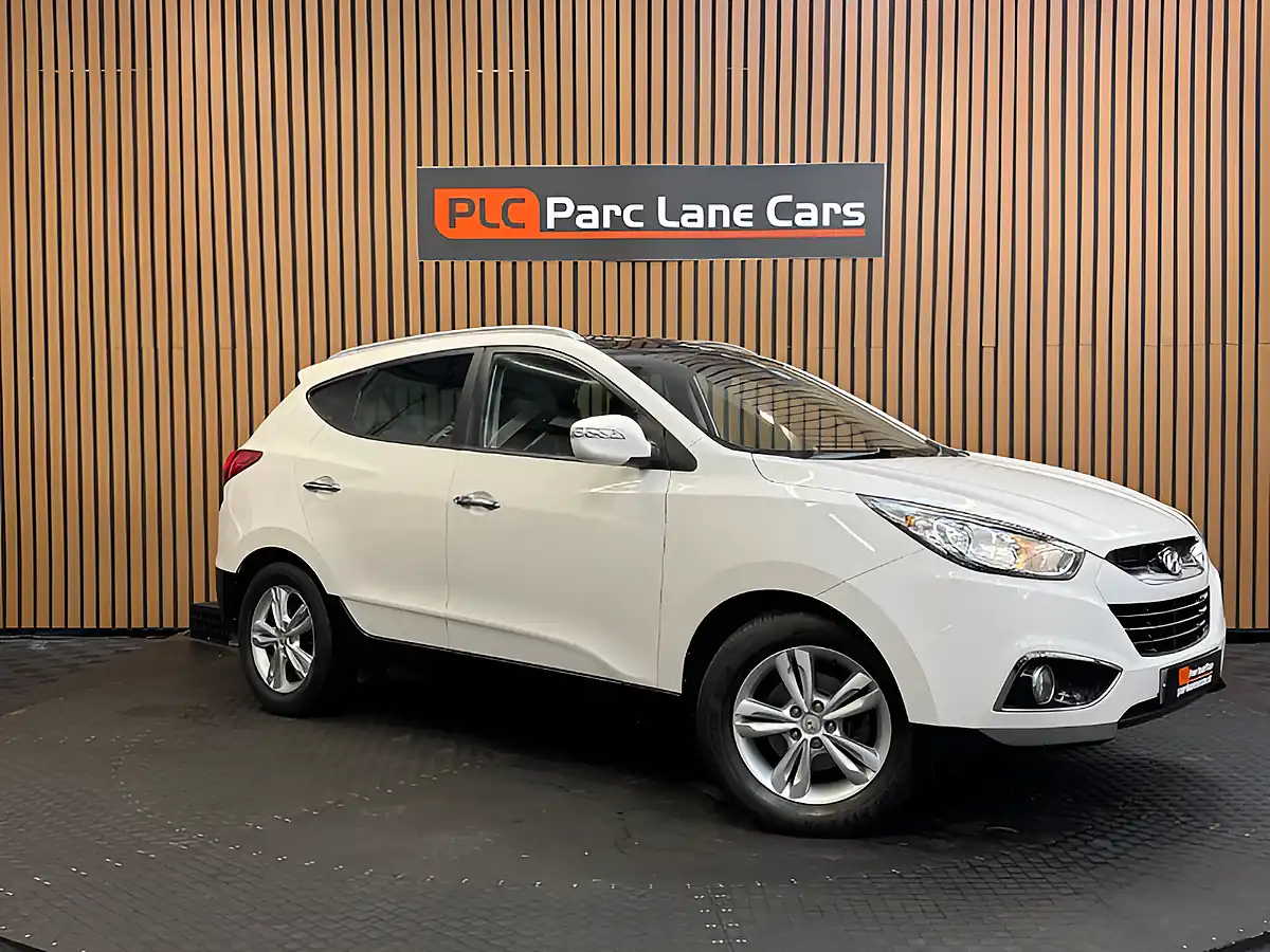 Used 2013 Hyundai ix35 Premium White - Front View
