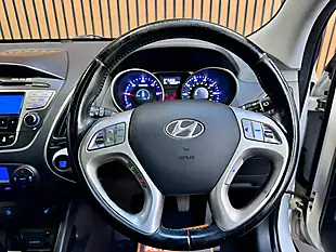 Used 2013 Hyundai ix35 Premium White - Interior and Exterior details 12
