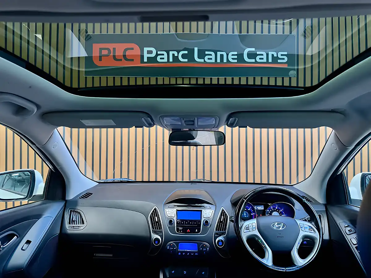 Used 2013 Hyundai ix35 Premium White - Interior and Exterior details 14