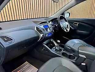 Used 2013 Hyundai ix35 Premium White - Interior and Exterior details 15