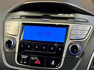 Used 2013 Hyundai ix35 Premium White - Interior and Exterior details 18