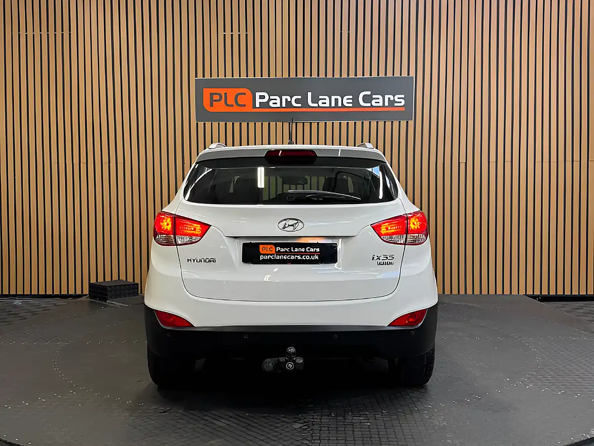 Used 2013 Hyundai ix35 Premium White - Interior and Exterior details 4