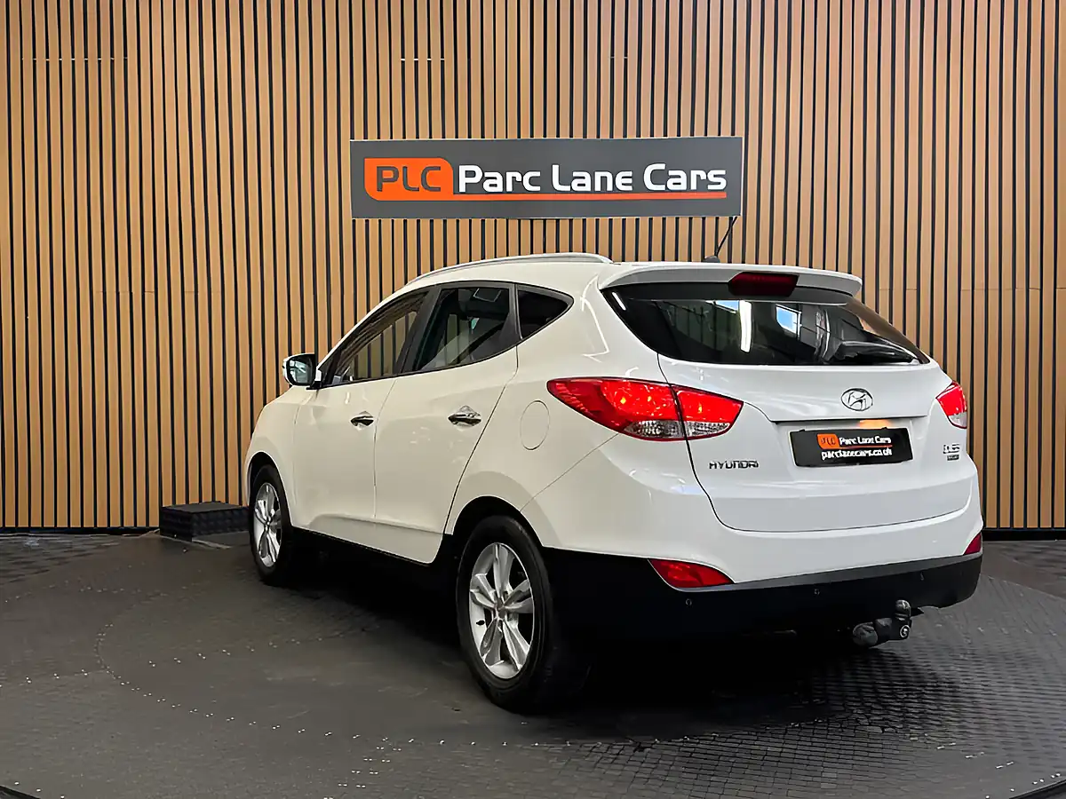 Used 2013 Hyundai ix35 Premium White - Interior and Exterior details 5
