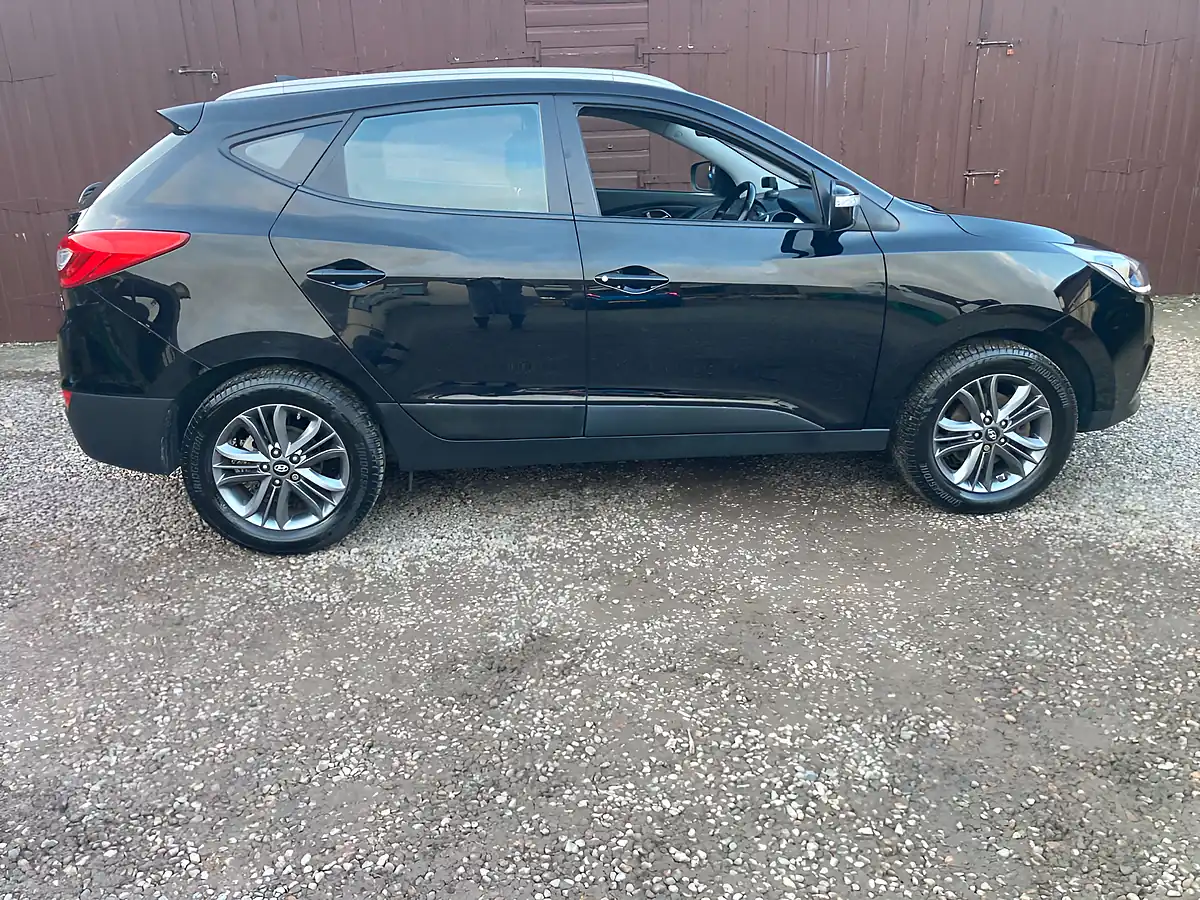 Used 2013 Hyundai ix35 Se Black - Interior and Exterior details 5