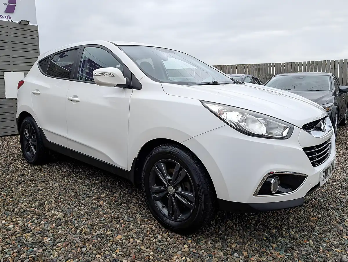 Used 2013 Hyundai ix35 Style White - Interior and Exterior details 5