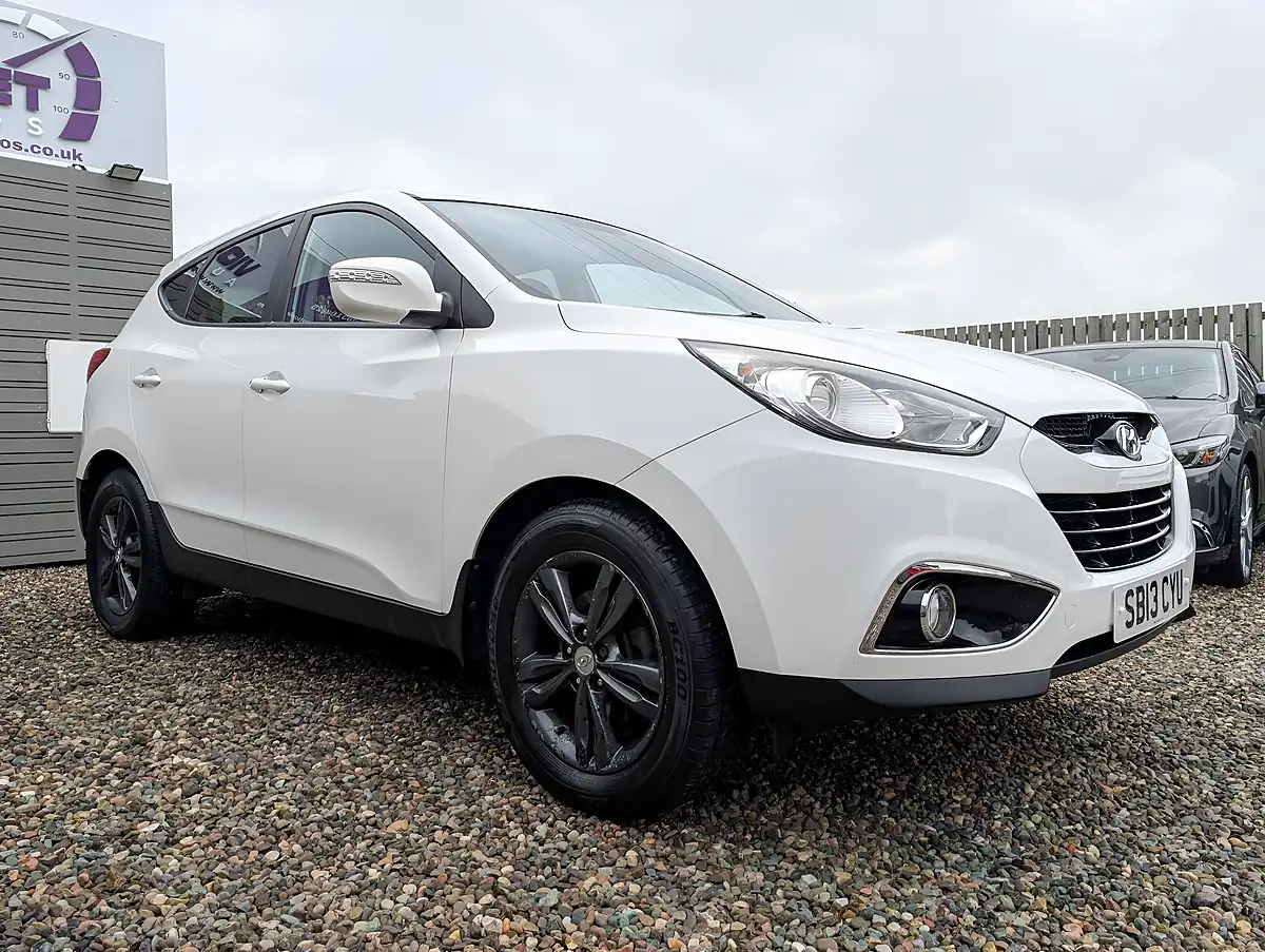 Used 2013 Hyundai ix35 Style White - Interior and Exterior details 7