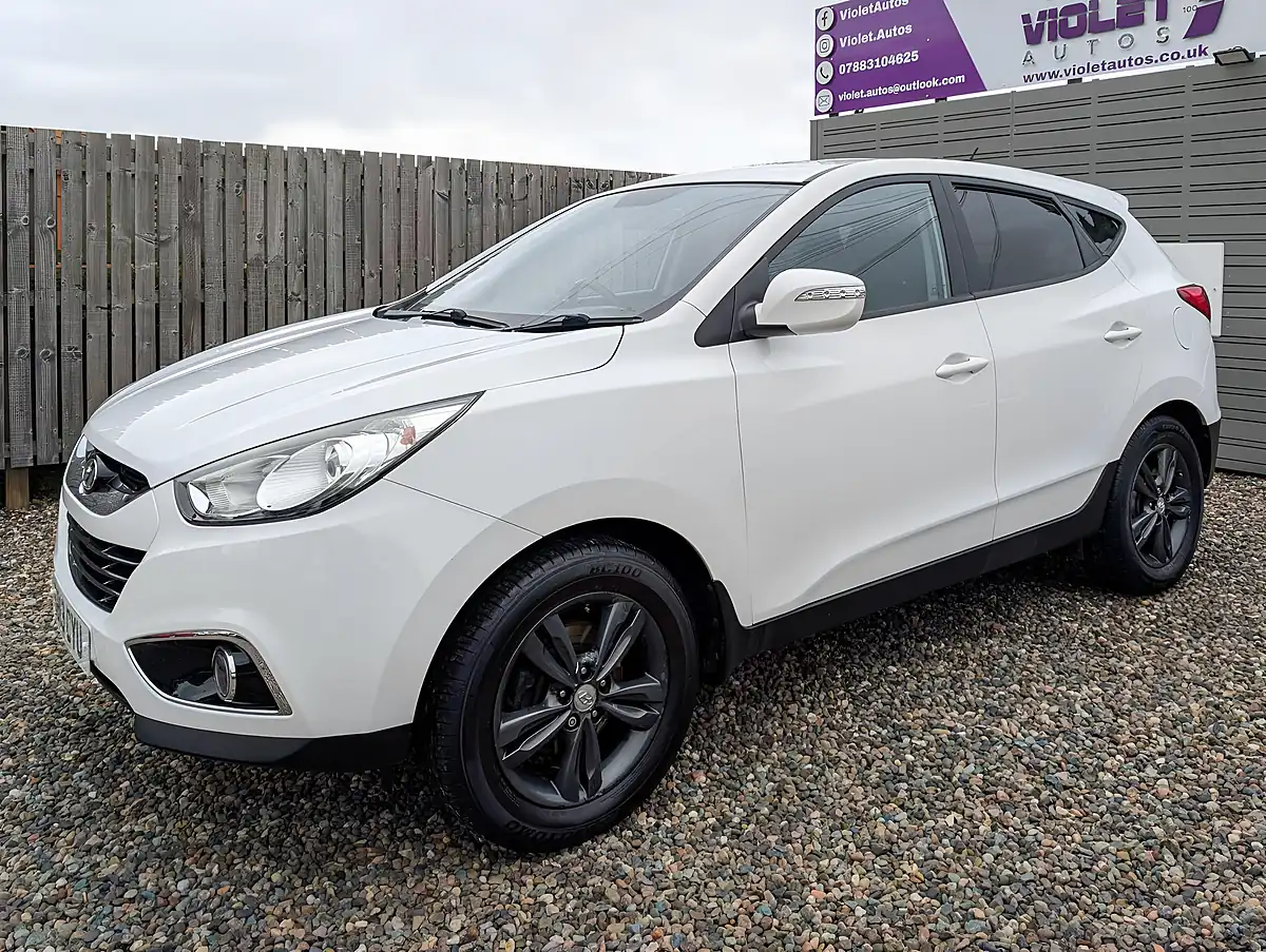 Used 2013 Hyundai ix35 Style White - Interior and Exterior details 9