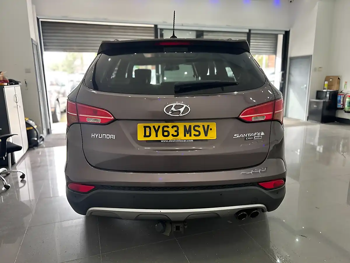 Used 2013 Hyundai Santa Fe Premium Se Bronze - Interior and Exterior details 10